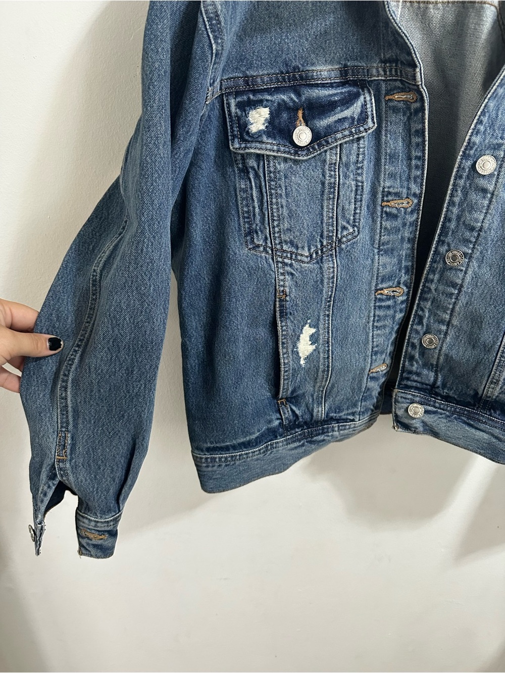 GUESS Blue Distressed Denim Jacket - Picture 5 of 6